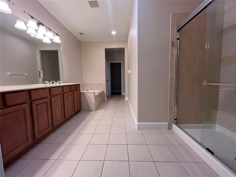В аренду: $3,150 (3 спален, 2 ванн, 2060 Квадратных фут)