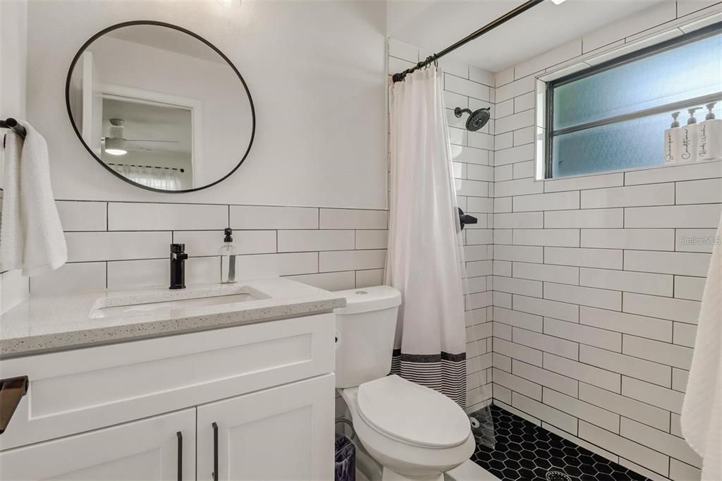 En Venta: $325,000 (3 camas, 2 baños, 1246 Pies cuadrados)
