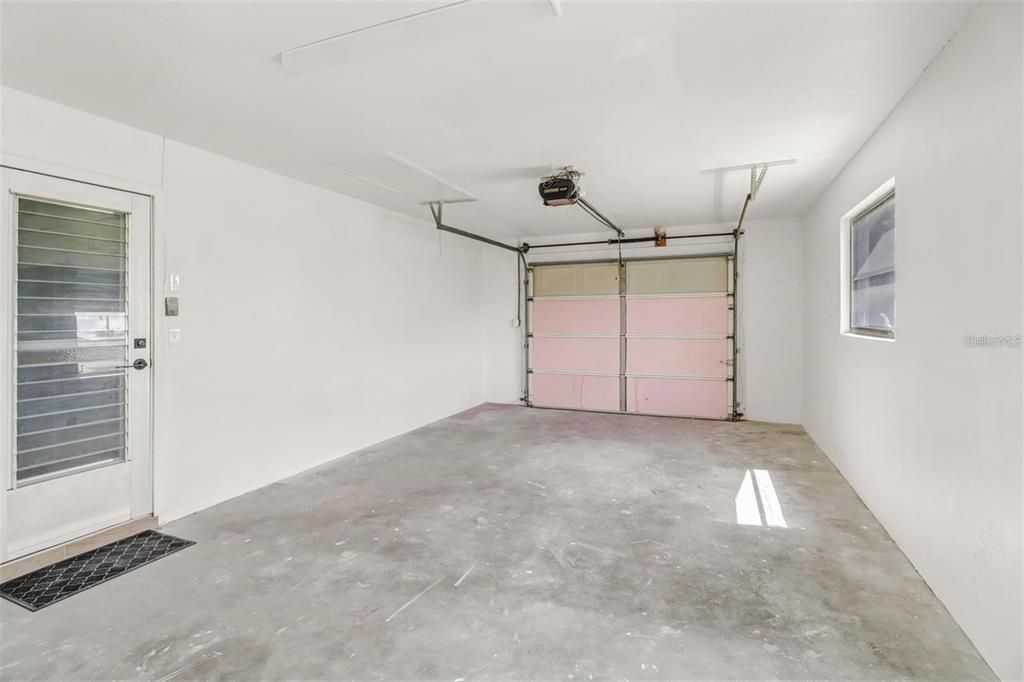 En Venta: $325,000 (3 camas, 2 baños, 1246 Pies cuadrados)