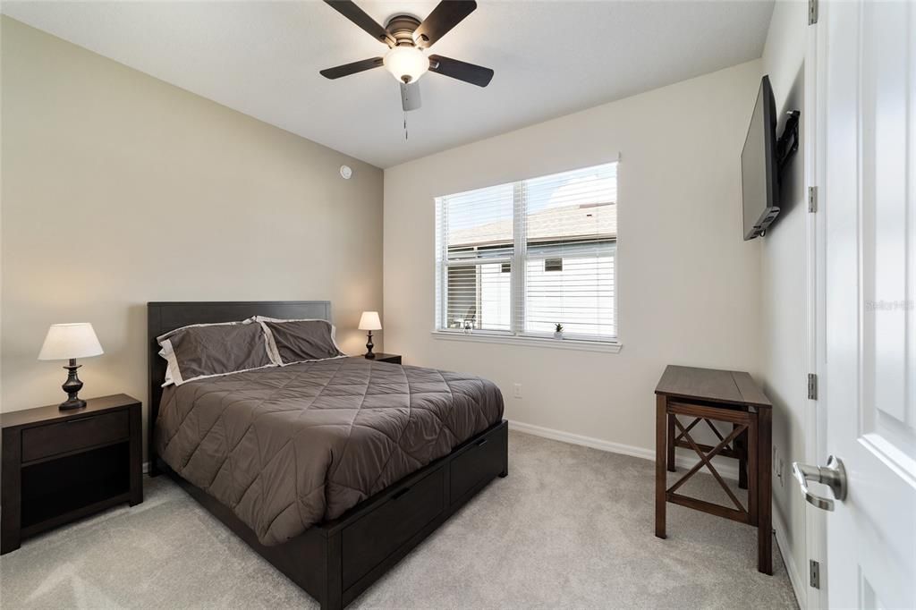For Sale: $309,250 (3 beds, 2 baths, 1587 Square Feet)