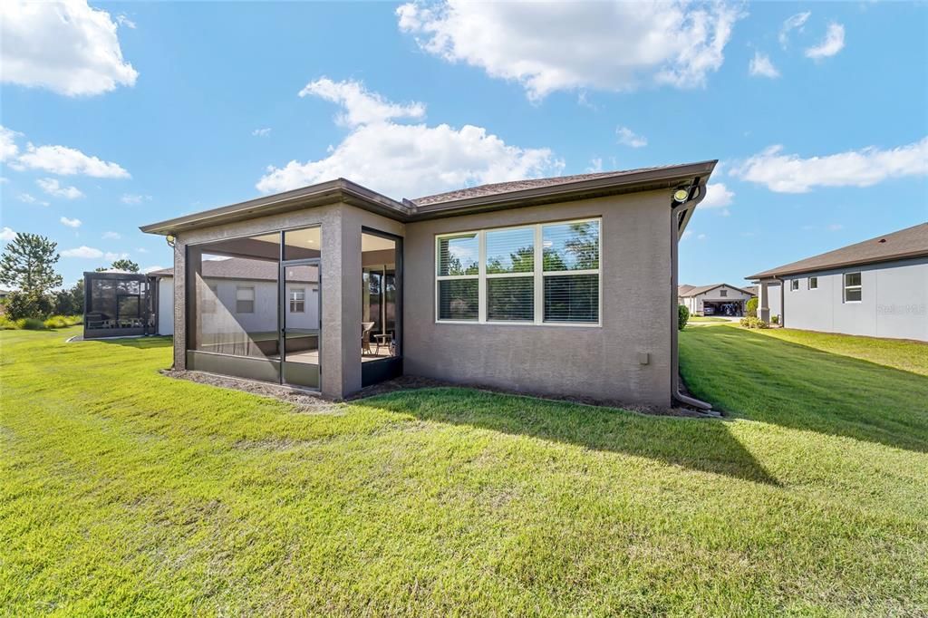 For Sale: $309,250 (3 beds, 2 baths, 1587 Square Feet)
