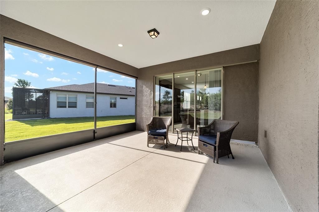 For Sale: $309,250 (3 beds, 2 baths, 1587 Square Feet)