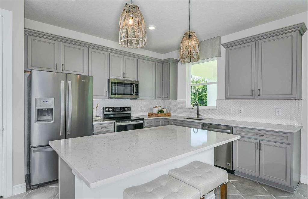 For Sale: $499,820 (5 beds, 3 baths, 2386 Square Feet)