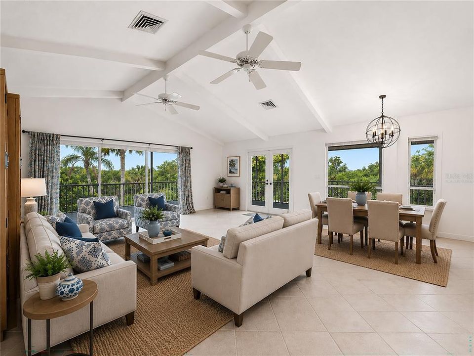 For Sale: $420,000 (3 beds, 3 baths, 1295 Square Feet)