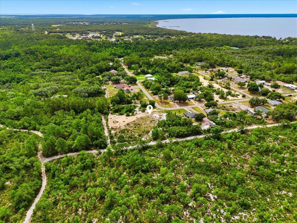 На продажу: $37,000 (0.67 acres)