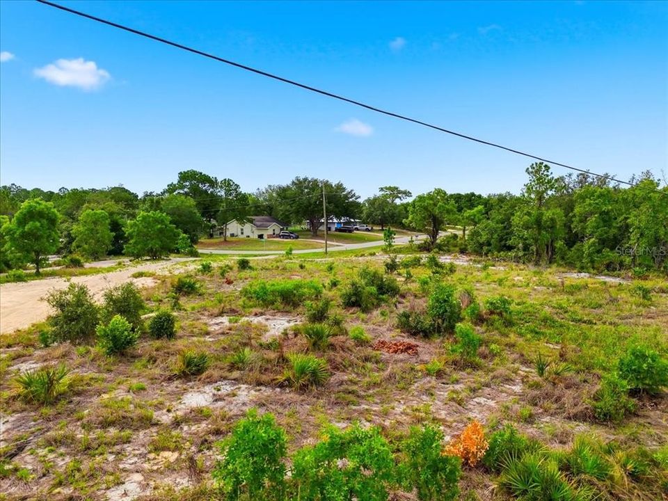 На продажу: $37,000 (0.67 acres)