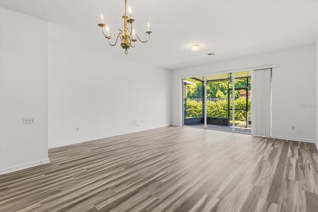 For Rent: $2,150 (3 beds, 2 baths, 1687 Square Feet)