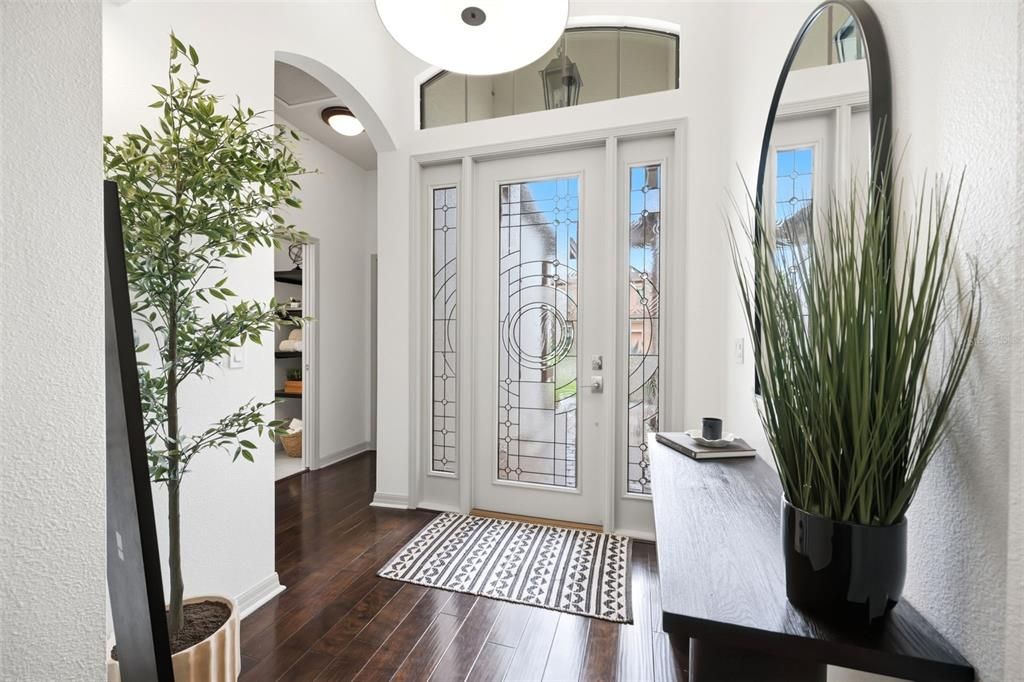 For Sale: $535,000 (3 beds, 2 baths, 1758 Square Feet)
