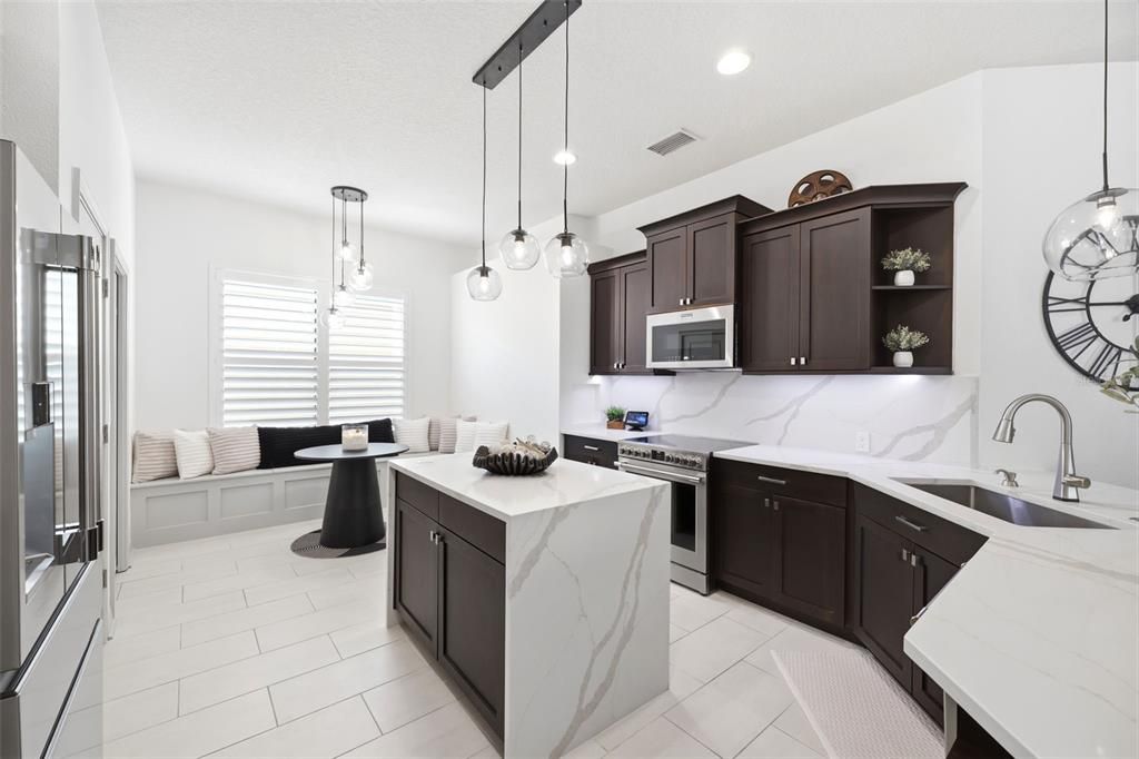 For Sale: $535,000 (3 beds, 2 baths, 1758 Square Feet)