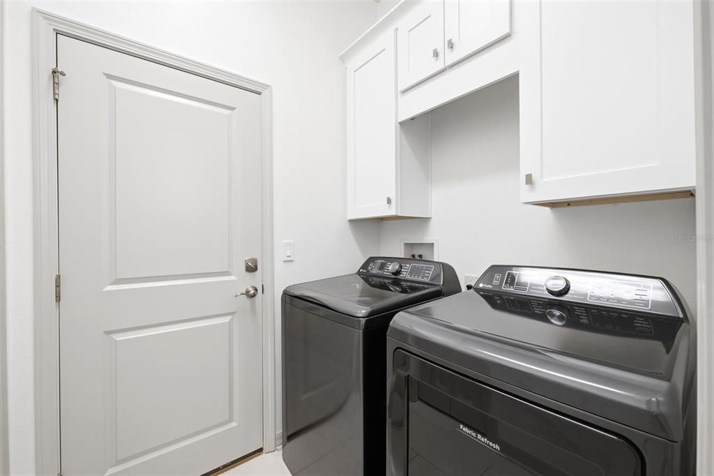 For Sale: $535,000 (3 beds, 2 baths, 1758 Square Feet)