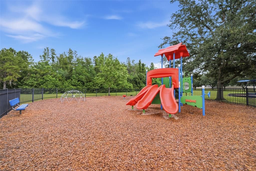 For Sale: $535,000 (3 beds, 2 baths, 1758 Square Feet)