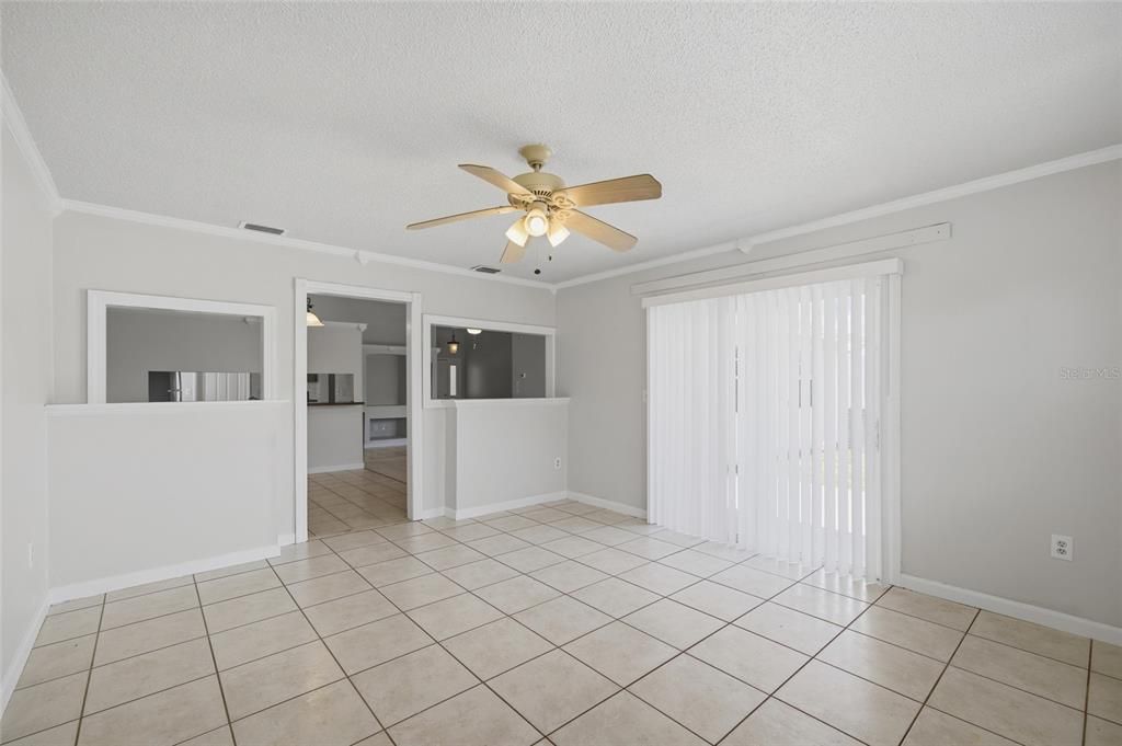 For Sale: $289,900 (3 beds, 2 baths, 1478 Square Feet)