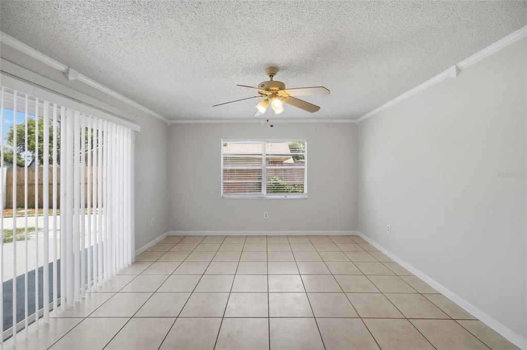 For Sale: $289,900 (3 beds, 2 baths, 1478 Square Feet)