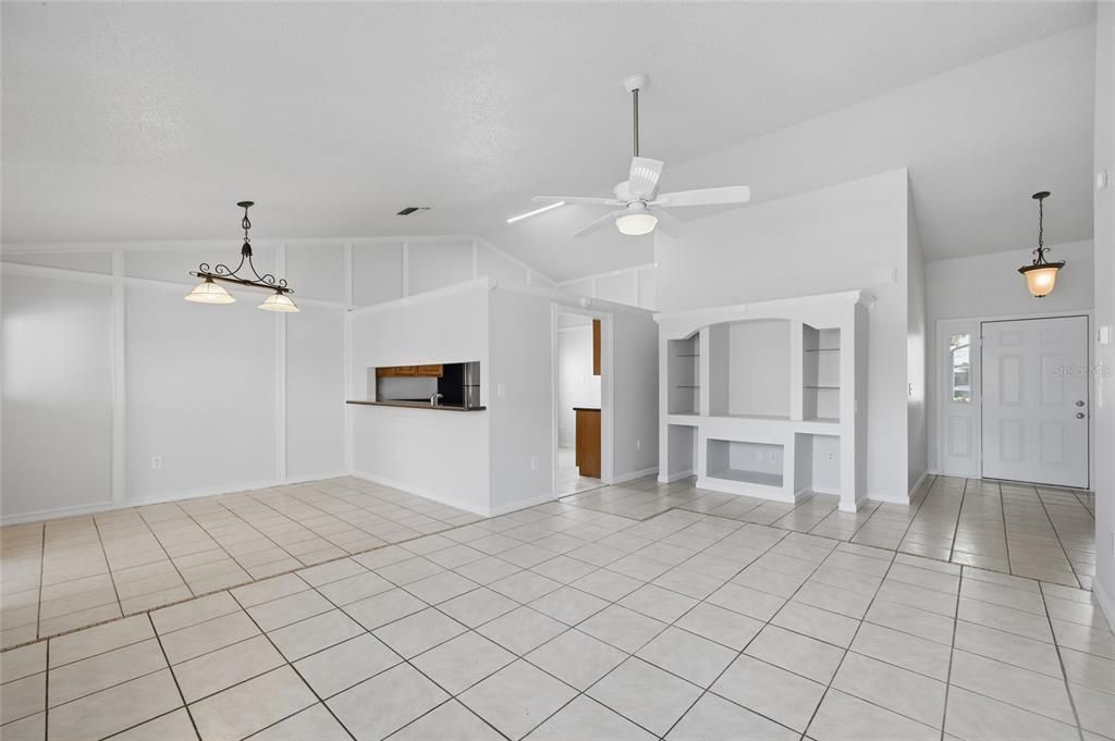 For Sale: $289,900 (3 beds, 2 baths, 1478 Square Feet)