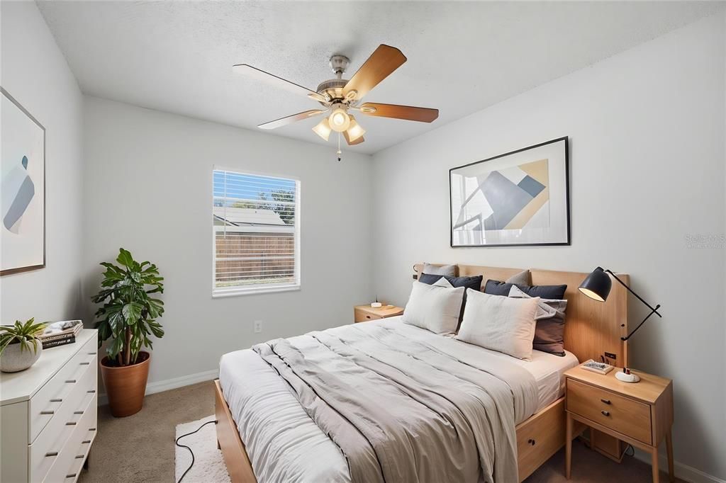 For Sale: $289,900 (3 beds, 2 baths, 1478 Square Feet)
