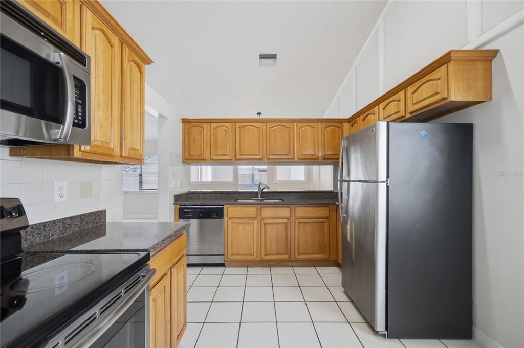 For Sale: $289,900 (3 beds, 2 baths, 1478 Square Feet)