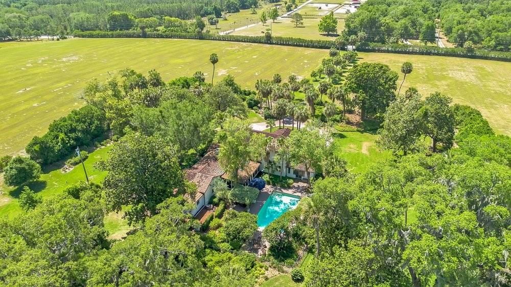 For Sale: $3,999,000 (5 beds, 4 baths, 5170 Square Feet)