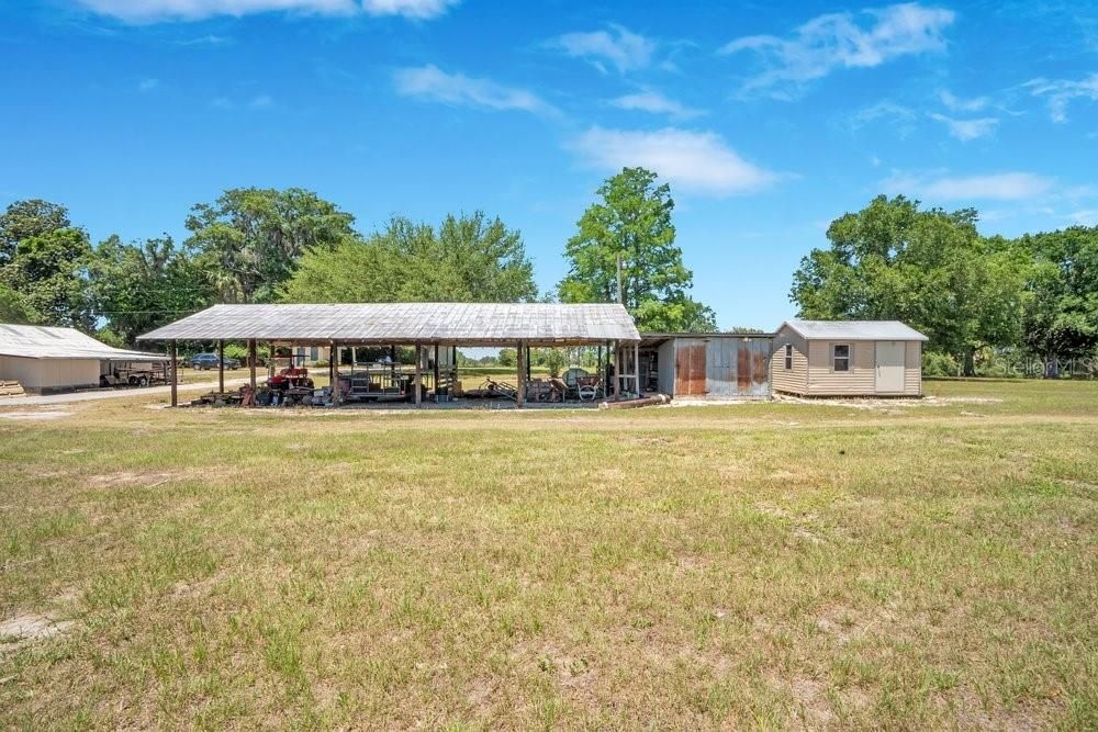 For Sale: $3,999,000 (5 beds, 4 baths, 5170 Square Feet)