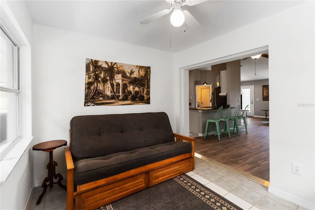 For Sale: $375,000 (3 beds, 2 baths, 1892 Square Feet)