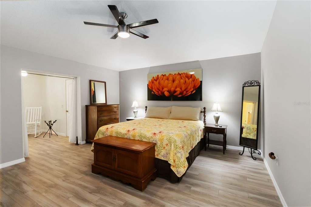 For Sale: $375,000 (3 beds, 2 baths, 1892 Square Feet)