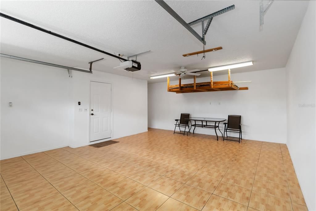 For Sale: $375,000 (3 beds, 2 baths, 1892 Square Feet)