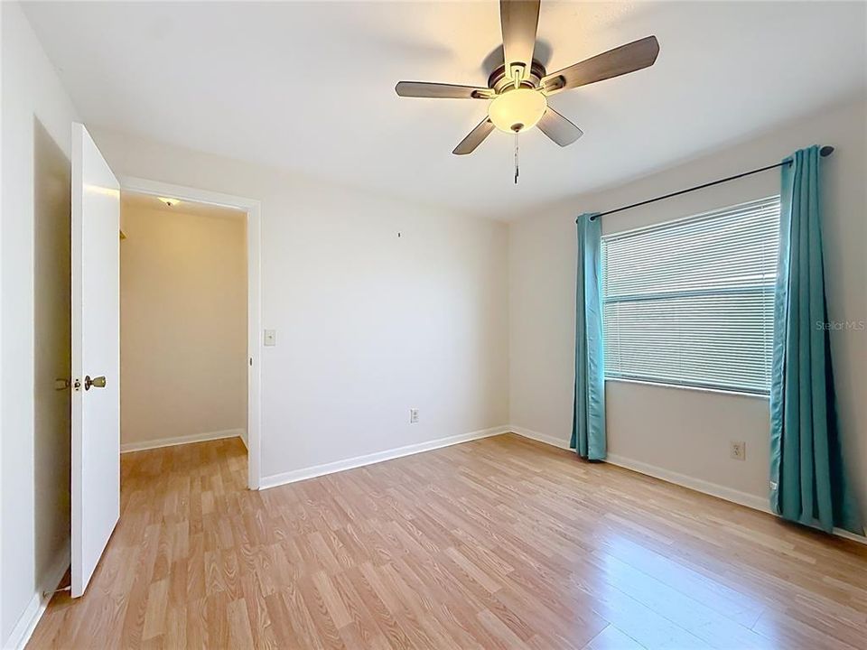 For Sale: $250,000 (2 beds, 2 baths, 1278 Square Feet)