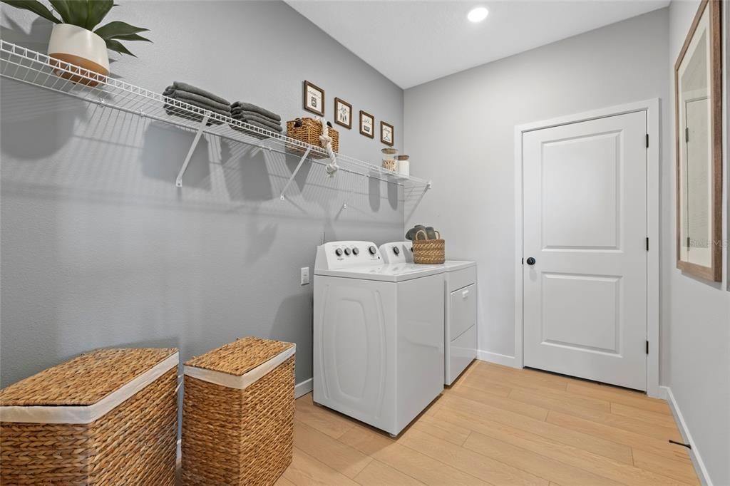 На продажу: $545,990 (4 спален, 3 ванн, 2823 Квадратных фут)