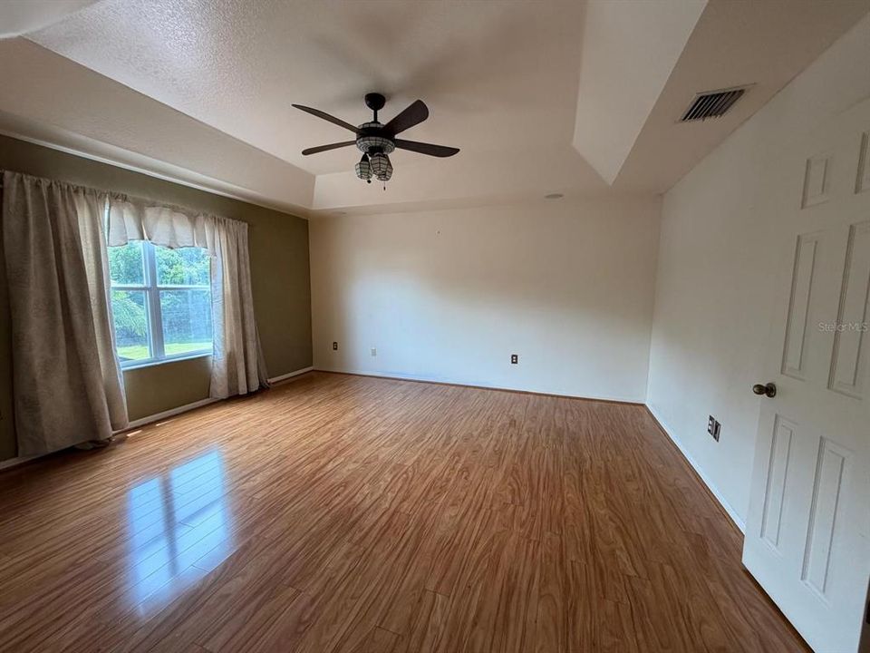В аренду: $2,800 (5 спален, 3 ванн, 2880 Квадратных фут)