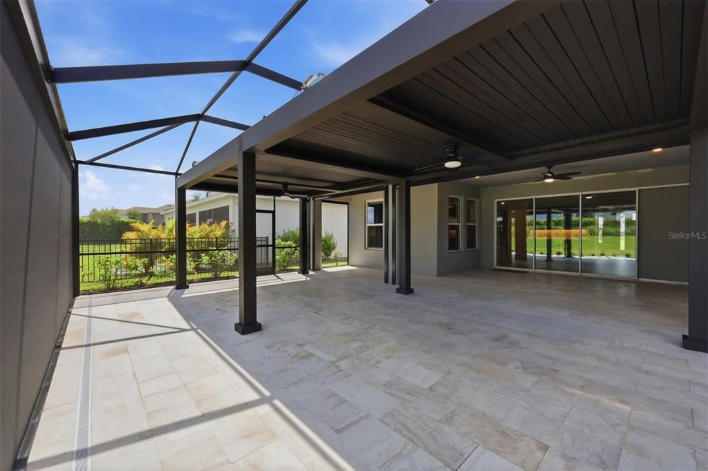 En Venta: $1,100,000 (5 camas, 4 baños, 3519 Pies cuadrados)