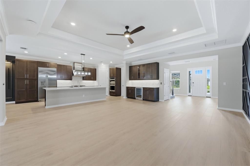 En Venta: $1,100,000 (5 camas, 4 baños, 3519 Pies cuadrados)