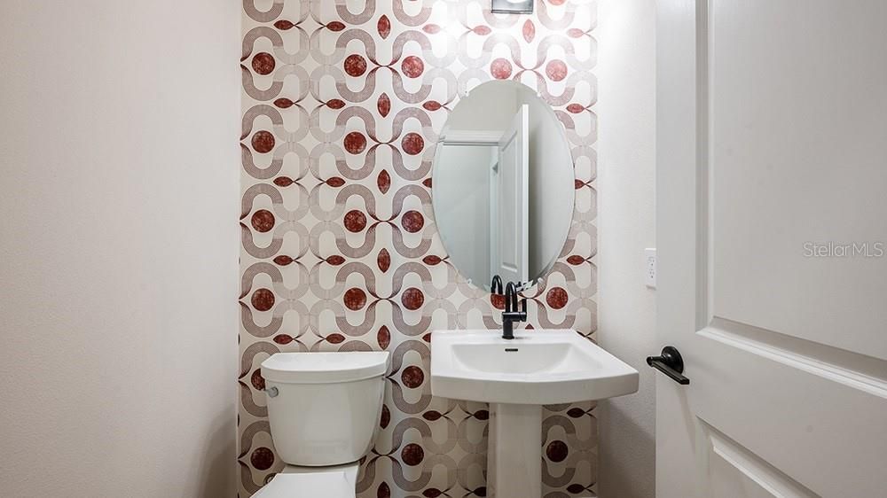 For Sale: $638,209 (2 beds, 2 baths, 1843 Square Feet)