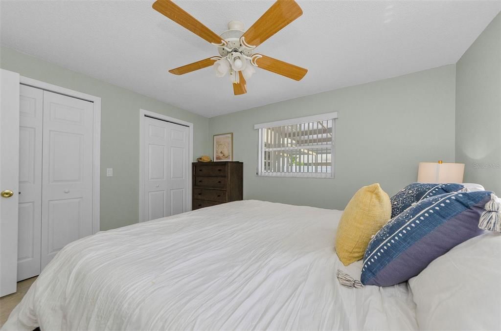 For Rent: $3,200 (2 beds, 2 baths, 1379 Square Feet)