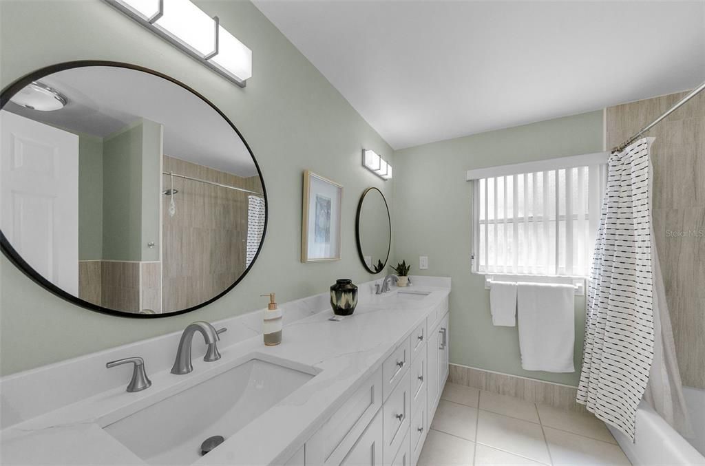 For Rent: $3,200 (2 beds, 2 baths, 1379 Square Feet)