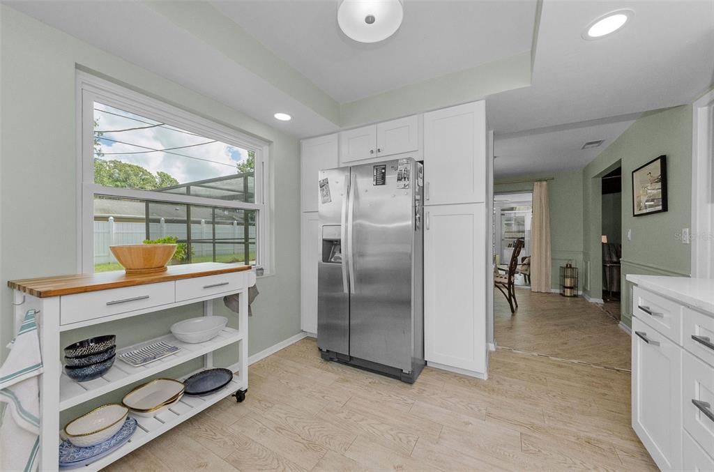 For Rent: $3,200 (2 beds, 2 baths, 1379 Square Feet)