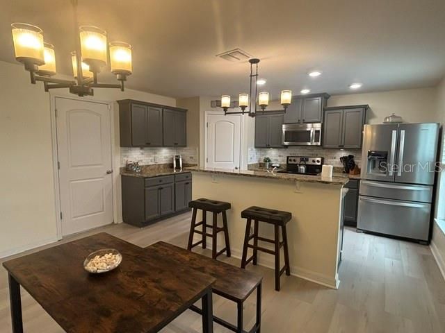 待售: $369,777 (4 贝兹, 2 浴室, 2277 平方英尺)