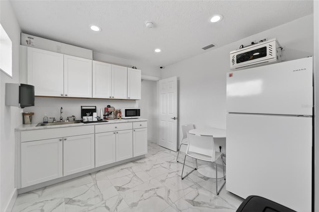 En Venta: $479,000 (0 camas, 0 baños, 1310 Pies cuadrados)