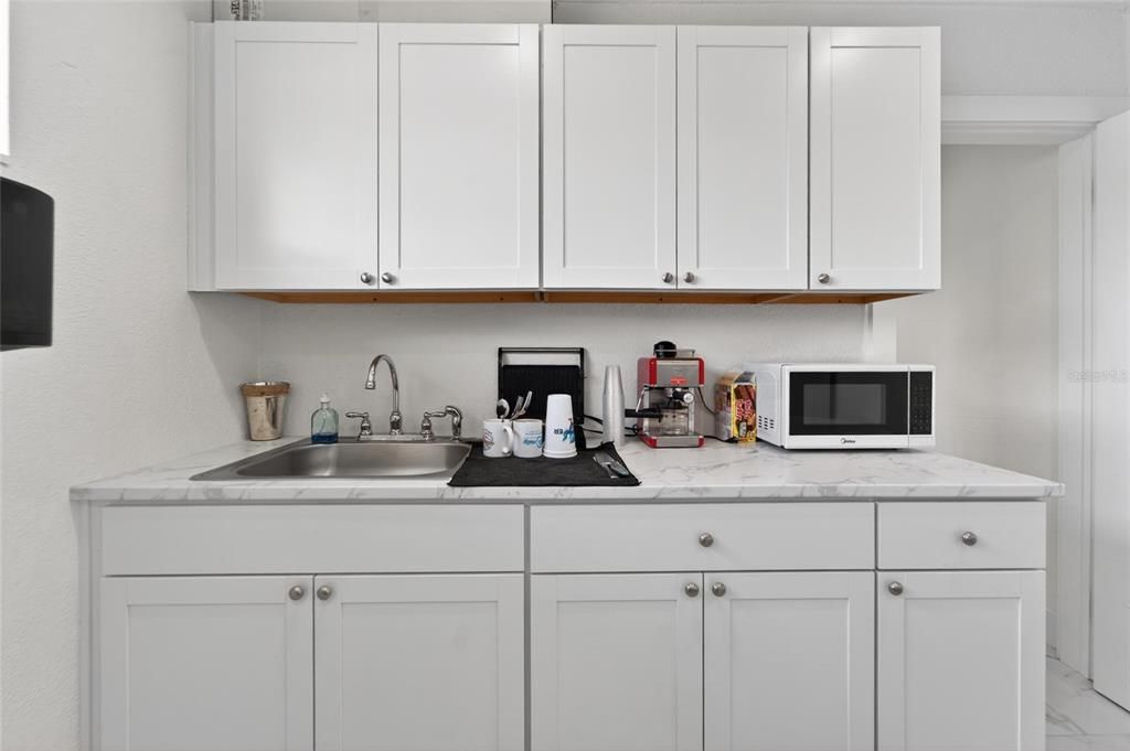 En Venta: $479,000 (0 camas, 0 baños, 1310 Pies cuadrados)