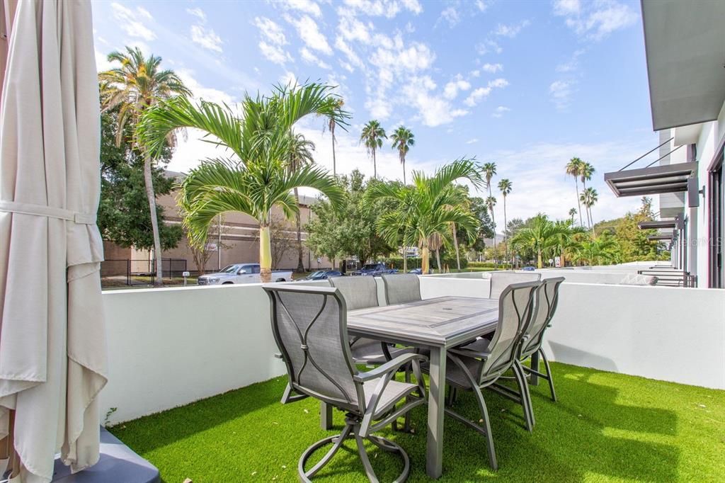 For Rent: $6,500 (3 beds, 3 baths, 2433 Square Feet)