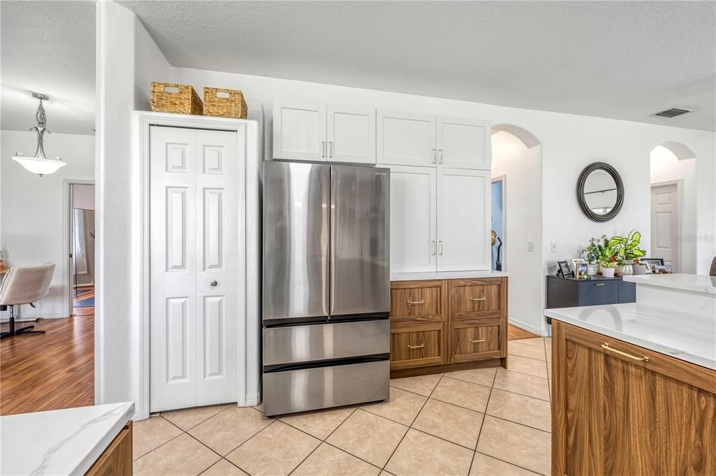 For Sale: $485,000 (3 beds, 2 baths, 1738 Square Feet)