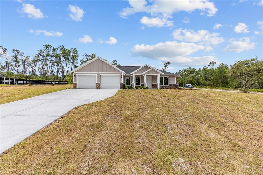 For Sale: $372,900 (4 beds, 2 baths, 1744 Square Feet)