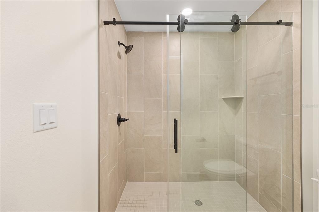 For Sale: $372,900 (4 beds, 2 baths, 1744 Square Feet)