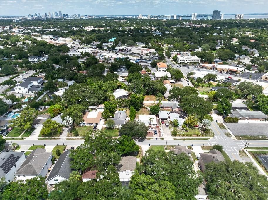 En Venta: $760,000 (3 camas, 2 baños, 1379 Pies cuadrados)