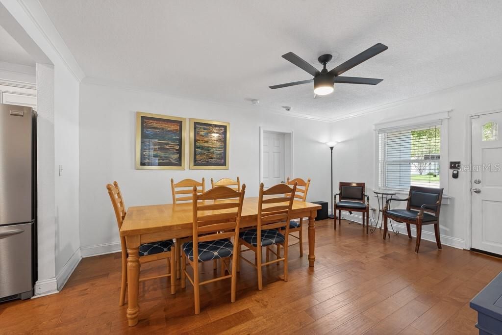 En Venta: $760,000 (3 camas, 2 baños, 1379 Pies cuadrados)