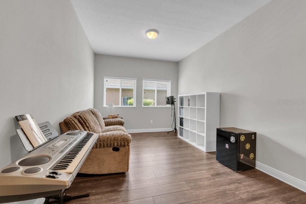 For Sale: $698,000 (4 beds, 3 baths, 3479 Square Feet)