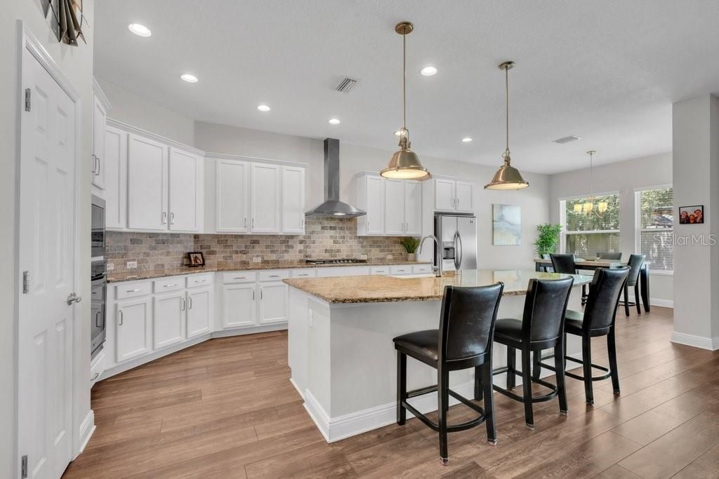 For Sale: $698,000 (4 beds, 3 baths, 3479 Square Feet)