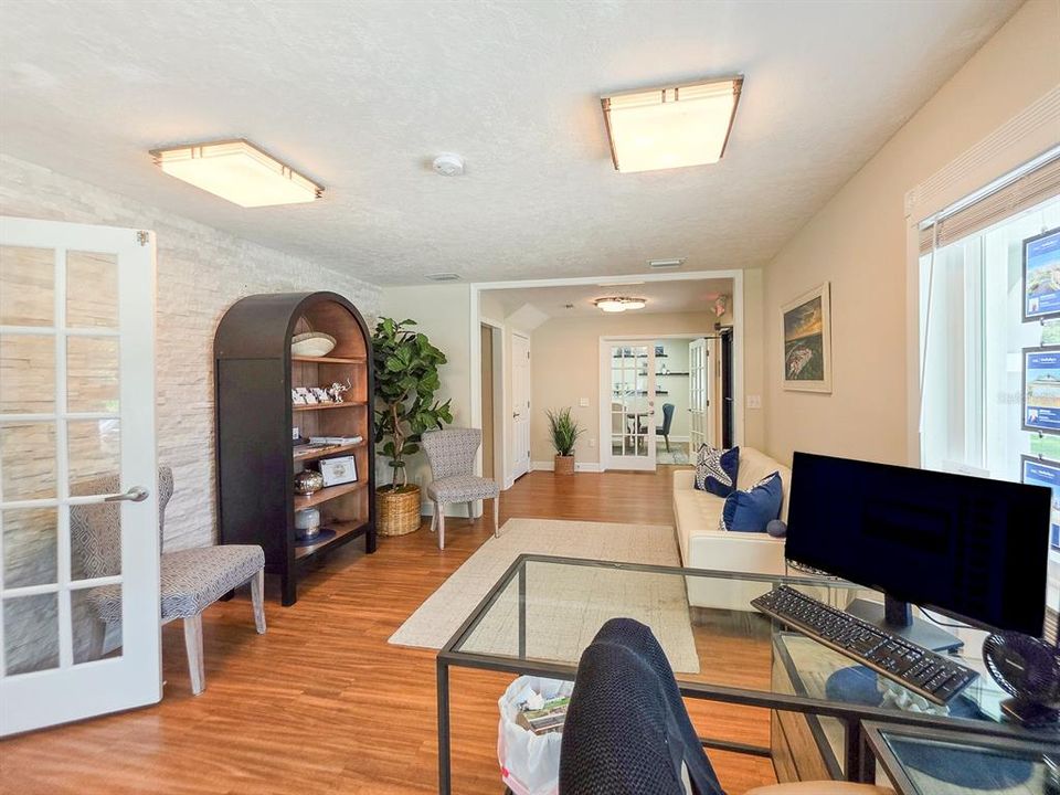 En Venta: $749,000 (0 camas, 0 baños, 2014 Pies cuadrados)