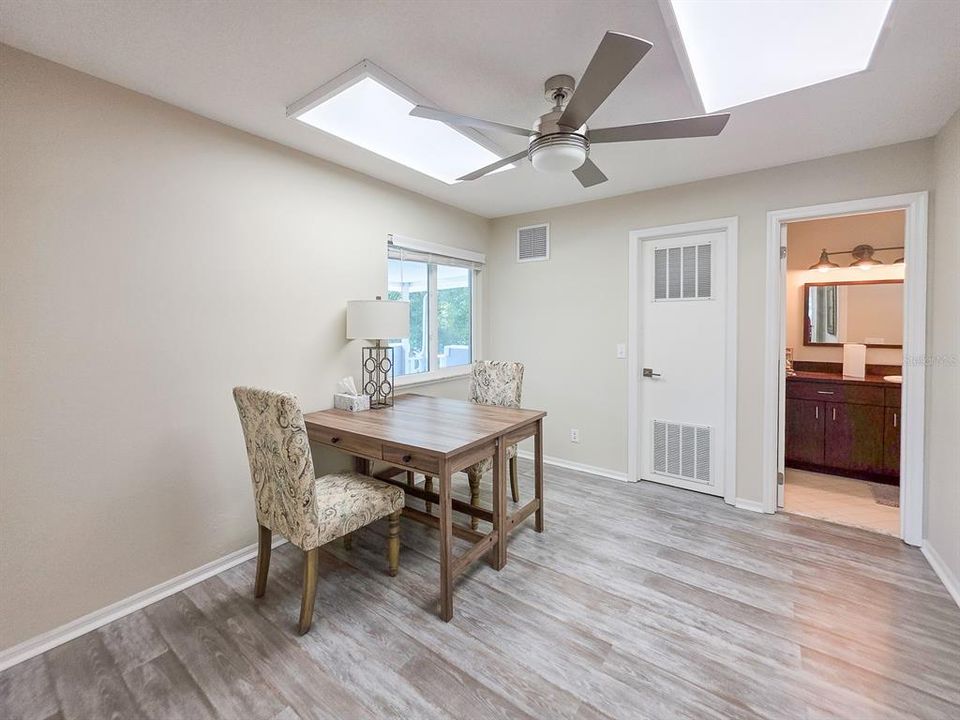 En Venta: $749,000 (0 camas, 0 baños, 2014 Pies cuadrados)