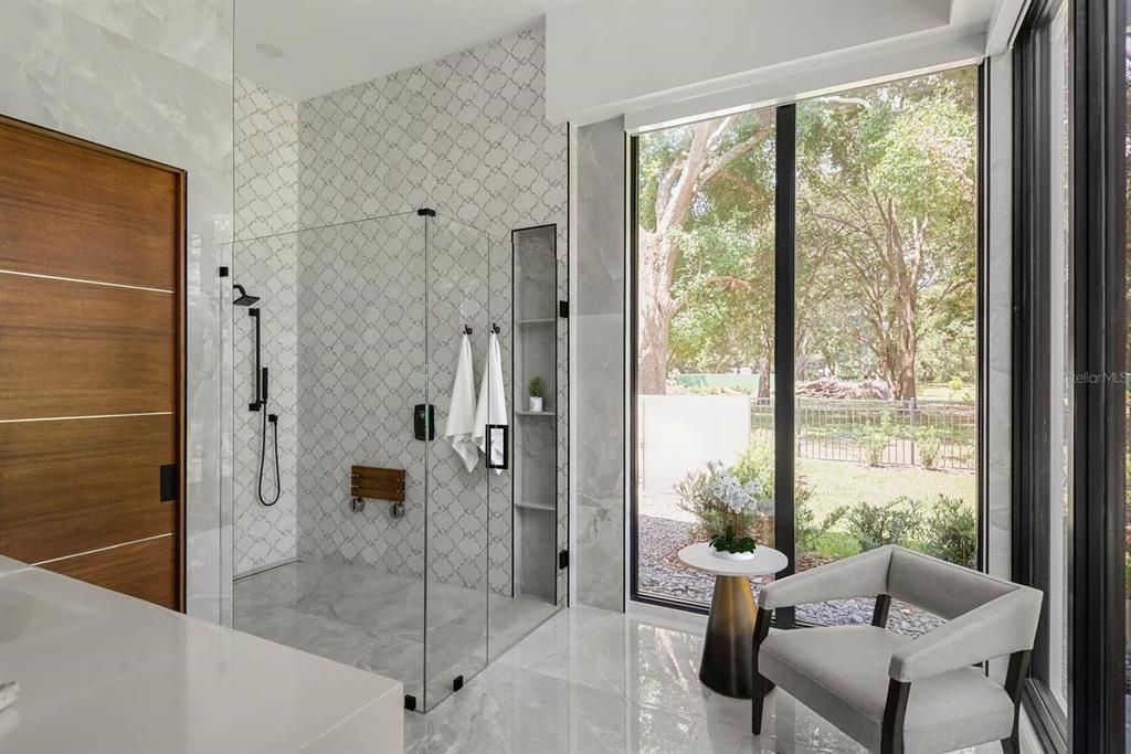 En Venta: $4,200,000 (4 camas, 5 baños, 4268 Pies cuadrados)