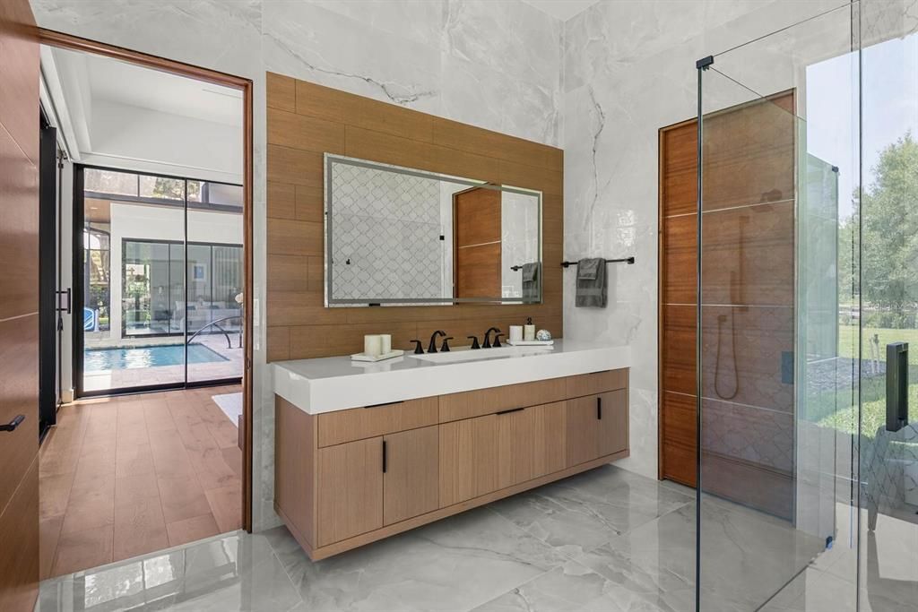 En Venta: $4,200,000 (4 camas, 5 baños, 4268 Pies cuadrados)