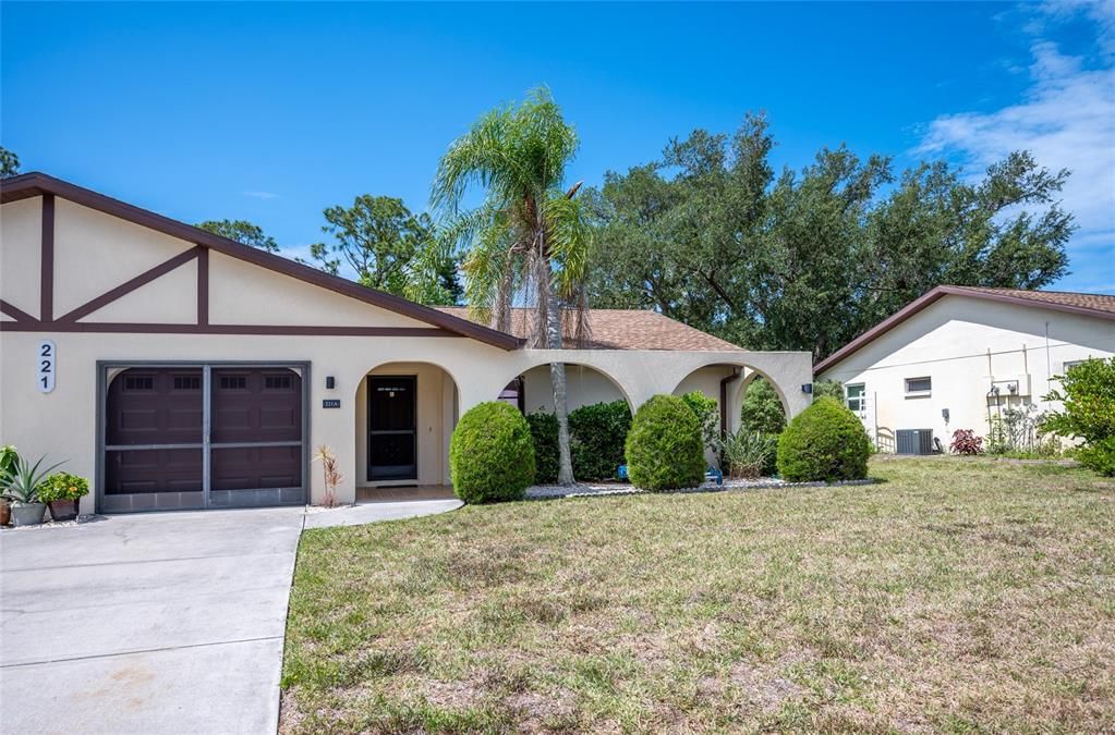 For Sale: $175,000 (2 beds, 2 baths, 1431 Square Feet)
